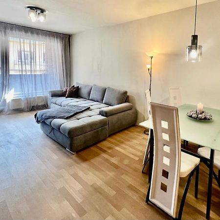 Luxury Apartment In Prague And Free Parking Esterno foto
