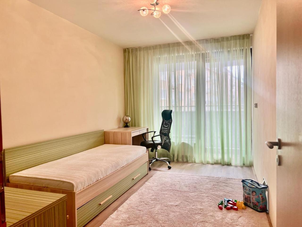 Luxury Apartment In Prague And Free Parking Esterno foto